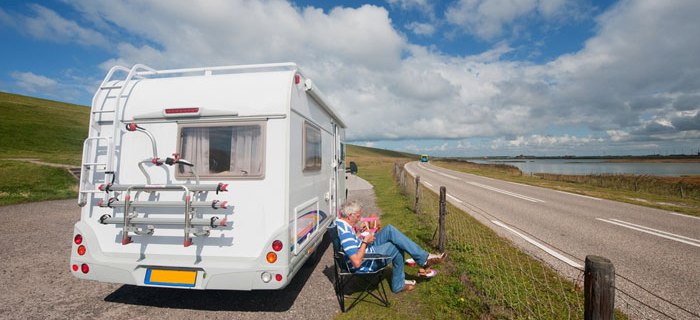 Reisen mit Auto und Wohnwagen