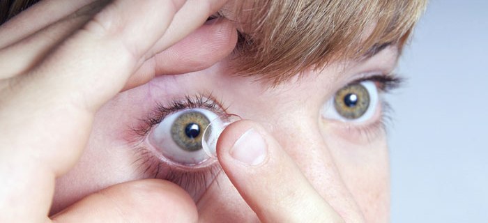 Tipps rund um Monatslinsen für Frauen denen die Gesundheit der Augen am Herzen liegt