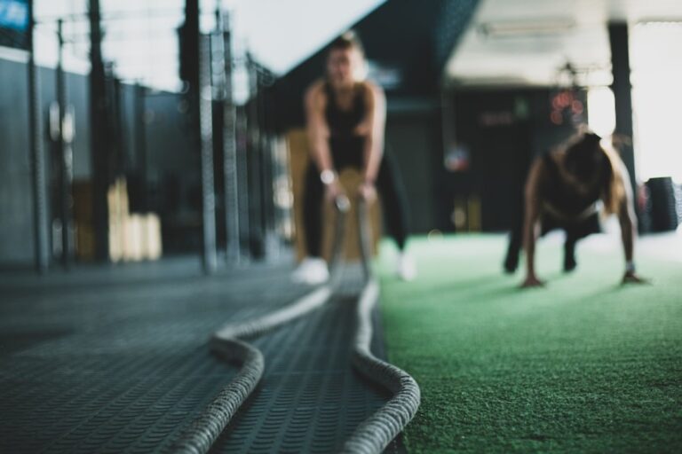 Titelbild zu „Sport für Übergewichtige: Wie man erfolgreich ins Training einsteigt“