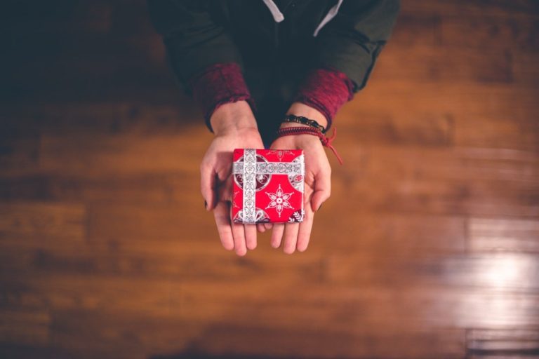 Titelbild zu „Ultimative Geschenktipps für Männer – Geschenkideen für jeden Anlass“